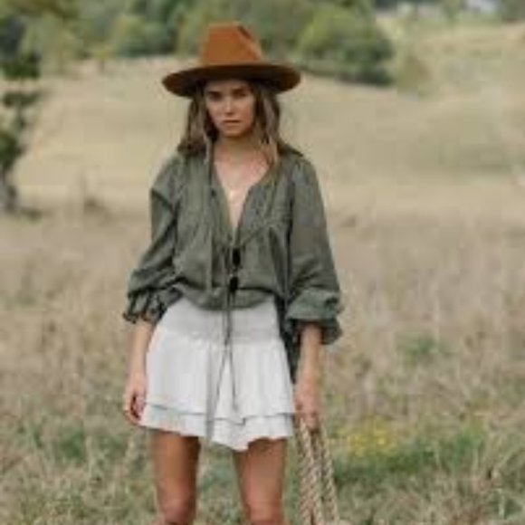 Kivari Aria Blouse - Picture 2 of 3